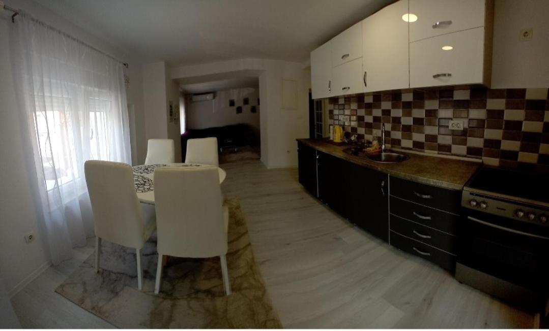 Apartment Centar Of City Mostar Ngoại thất bức ảnh